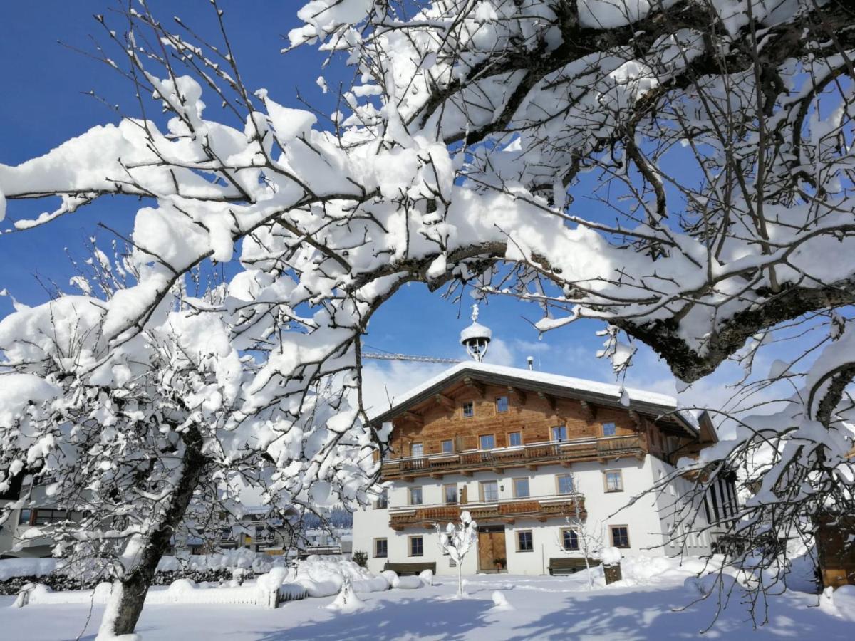 Ferienwohnung Huberhof Oberndorf in Tirol Eksteriør bilde